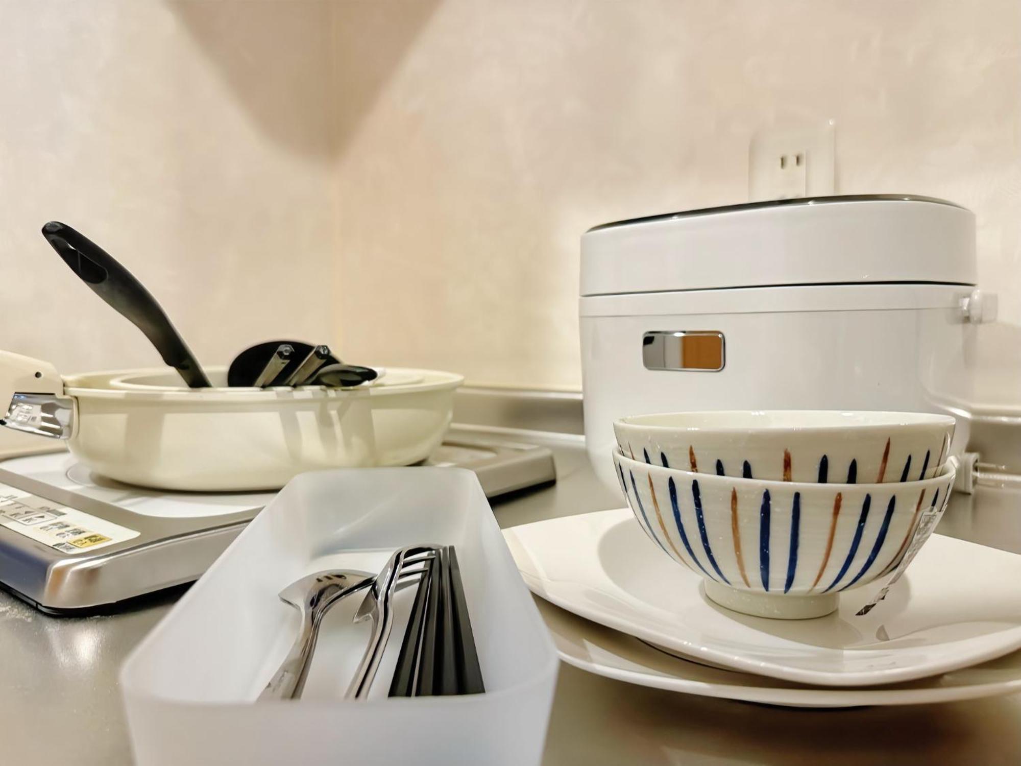 クリスタルコート難波 Apartment Osaka Bagian luar foto
