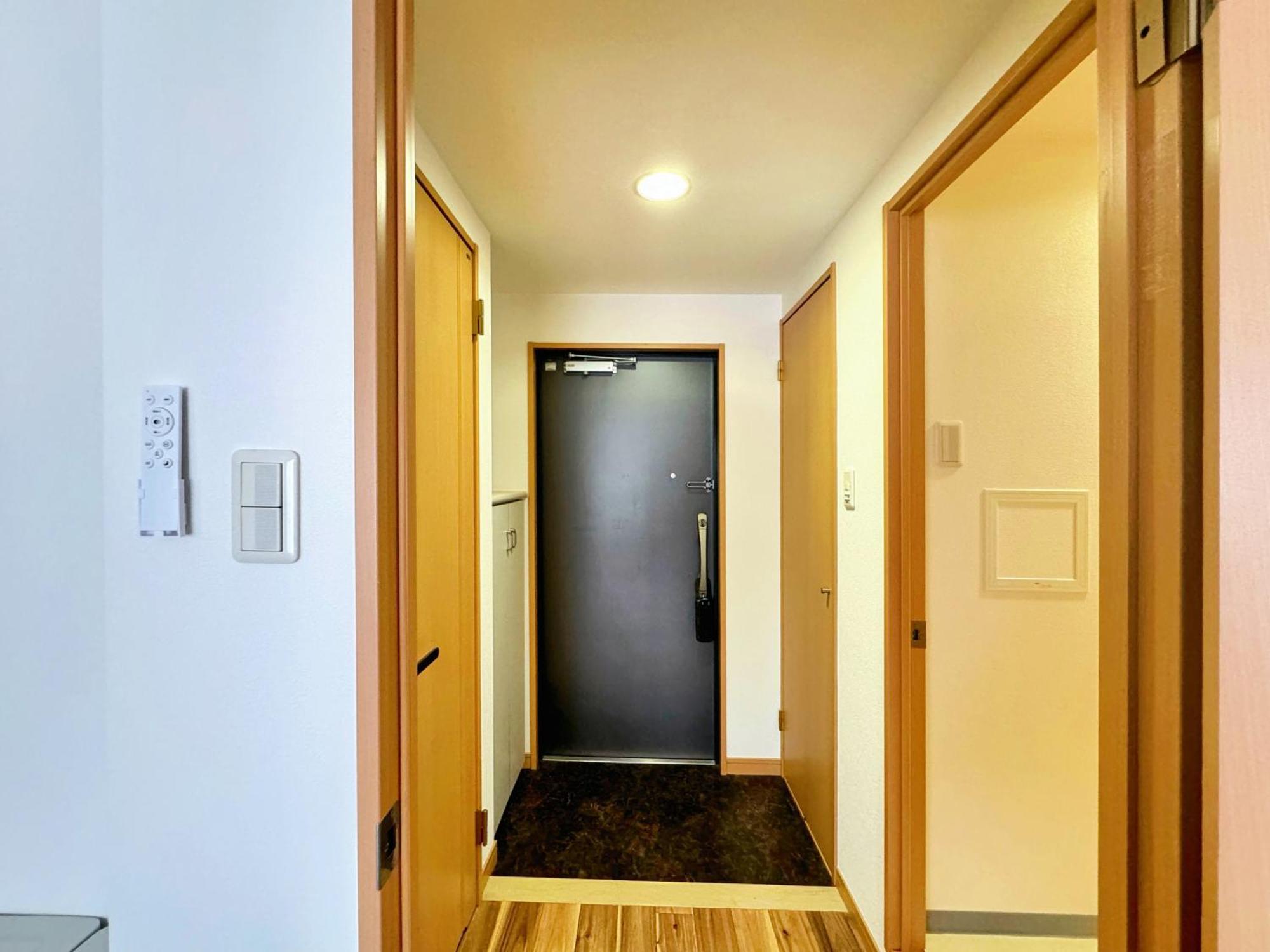 クリスタルコート難波 Apartment Osaka Bagian luar foto